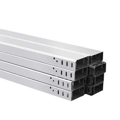 İyi bir fiyat. Perforated Trough Galvanize Kablo Trunking Elektrik Kabloları 450mm Kablo Tepsisi çevrimiçi